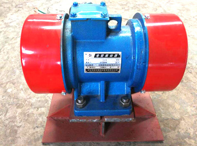 又可稱為振動器，振打器，倉壁震打器，三相附著式振動器，料倉防閉塞，除塵振打器